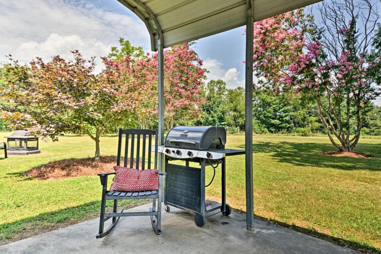 Peaceful Elkin Vacation Rental About 17 Mi To Mt Airy! Dobson 外观 照片
